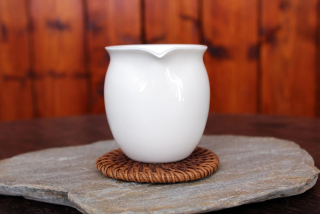 Porcelánové zlievatko 120ml