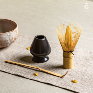 Stojan na metličku na Matchu - čierny